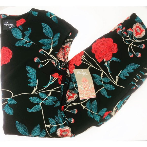 SOLD ECI Black Floral Embroidery Midi Dress Sz 6 - Picture 5 of 8